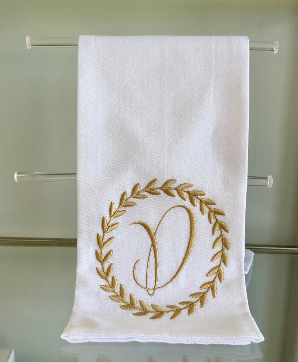 Gold Wreath Hand Towel - D Initial