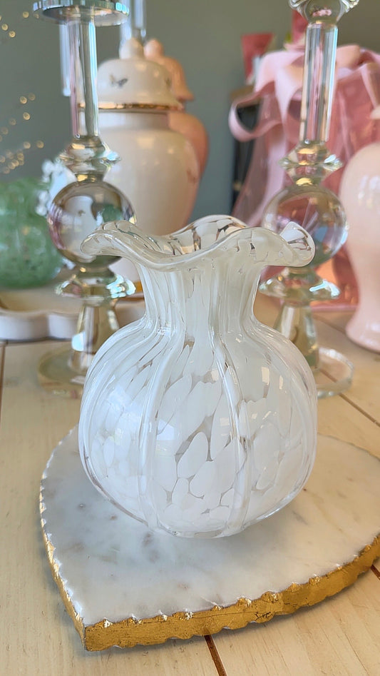 Ruffled Edge Flower Vase - White