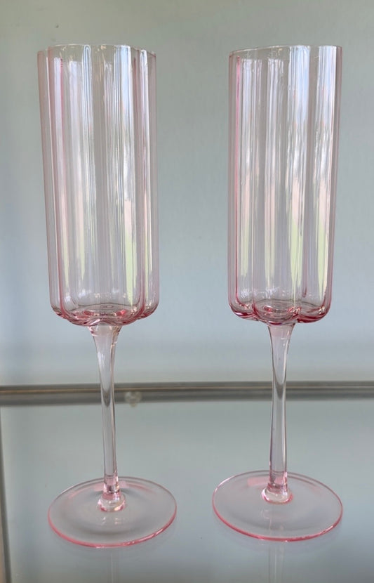 Pink Flower Shaped Champagne Flutes