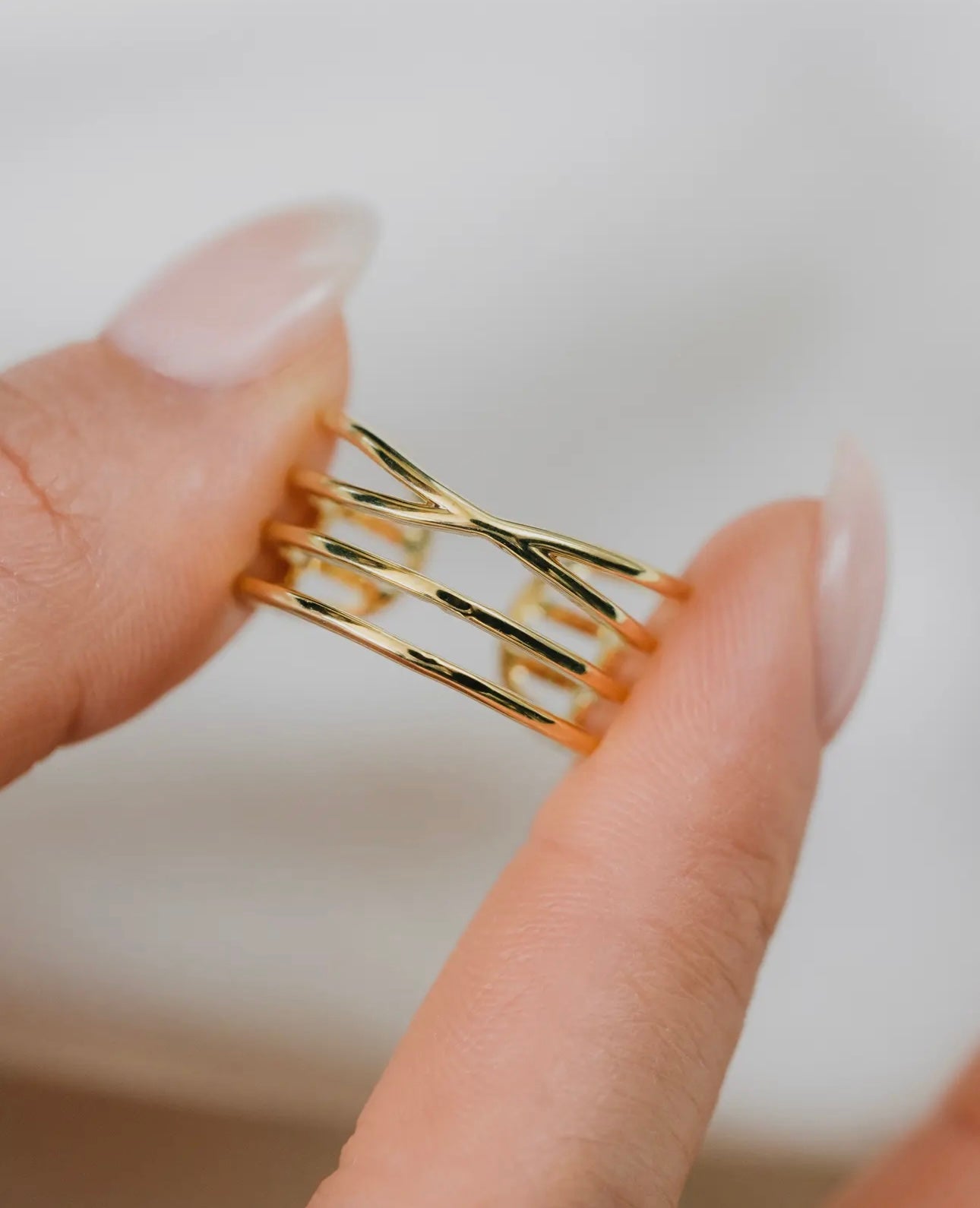 Lover's Tempo Orbit Ring - Gold