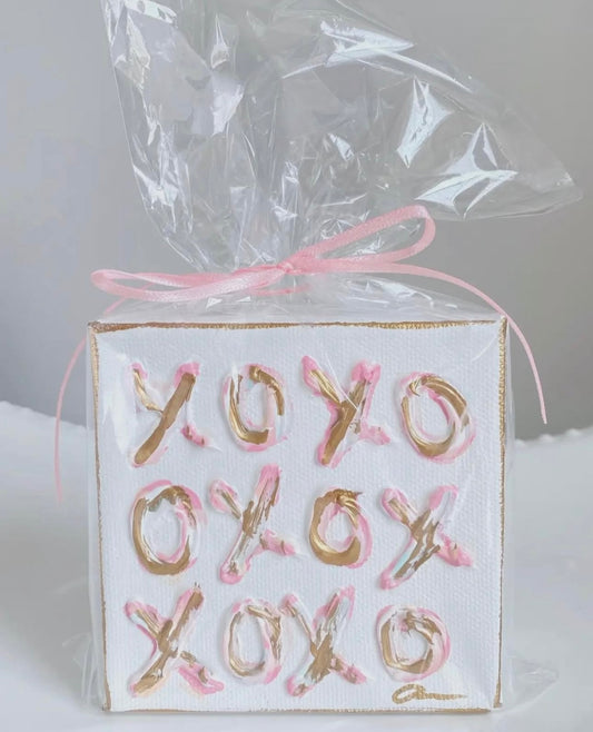 XOXO Canvas Block